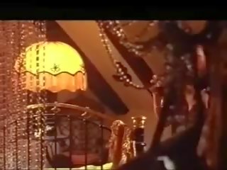 Keyhole 1975: gratis le riprese sporco film video 75